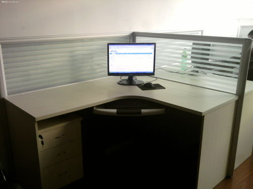 盘点旧物，开启新篇 办公设备与化妆品的断舍离