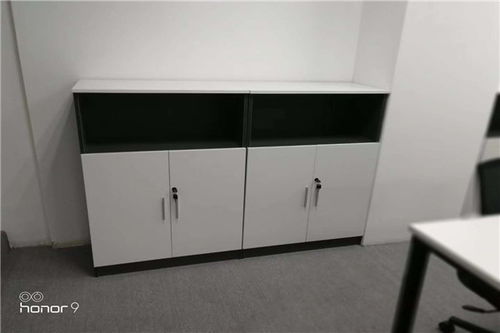 专注环保与品质 现代板式与实木办公家具生产解决方案